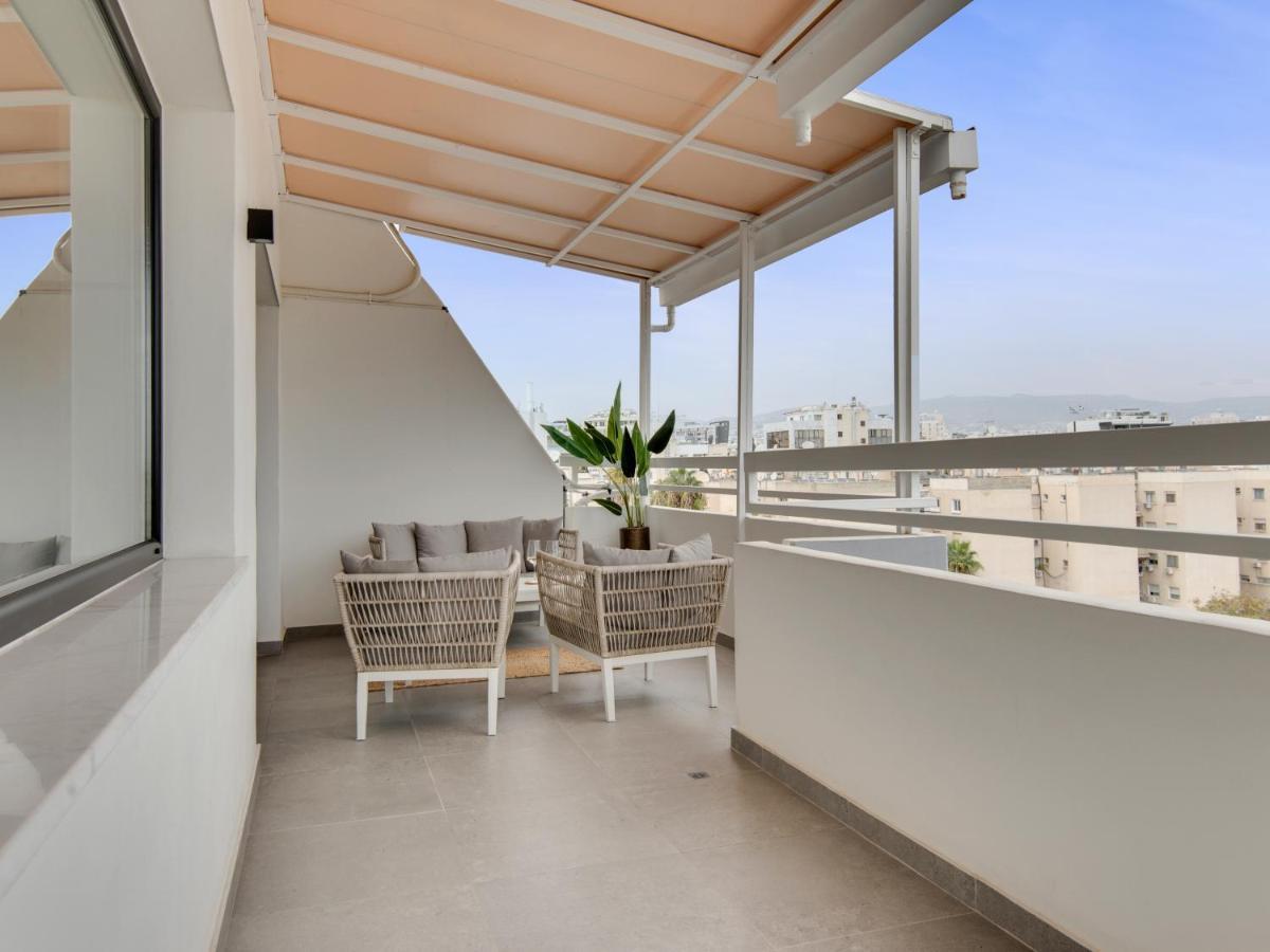 Sanders Coral Court Penthouse - Cute 3-Bedroom Apartment With Balcony Limassol Exterior photo